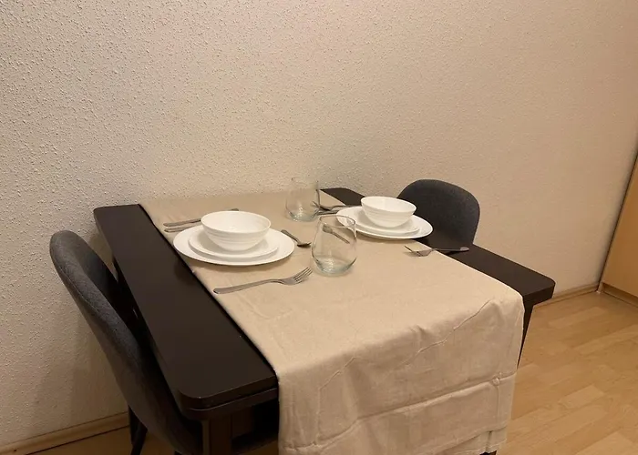 Modern For 2 I Free Parking Apartment *